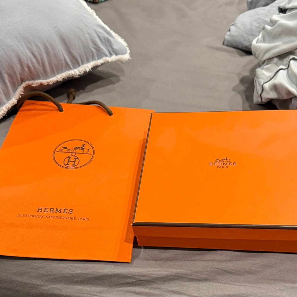 Hermès Brown Ribbon with Iconic Orange Bag